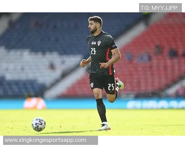 格瓦迪奥尔庆祝照引发热议足球教会我们成功与挫折的真谛