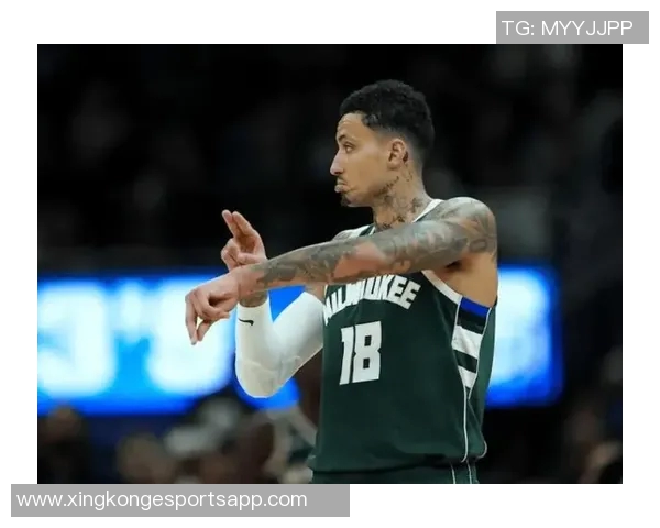 库兹马高效表现13投9中砍下22分末节独揽16分助队逆转取胜