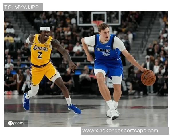 弗拉格称浓眉为对位噩梦认为其是同位置球员中手活最出色的